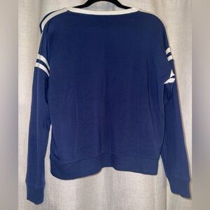 Super soft Vinyard Vines sweatshirt